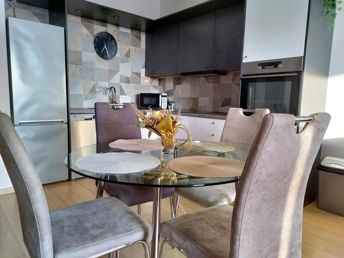 Cozy 2 Rooms Flat - Castle View Bratislava Exterior photo